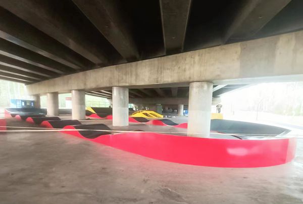 山东省烟台市栖鹭洲公园极限运动场（泵道区）